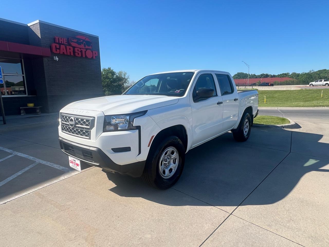Nissan Frontier Crew Cab 4x4 S 2024