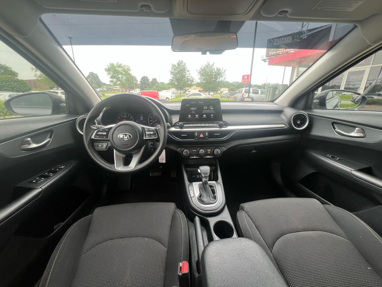 Kia Forte LXS IVT 2020