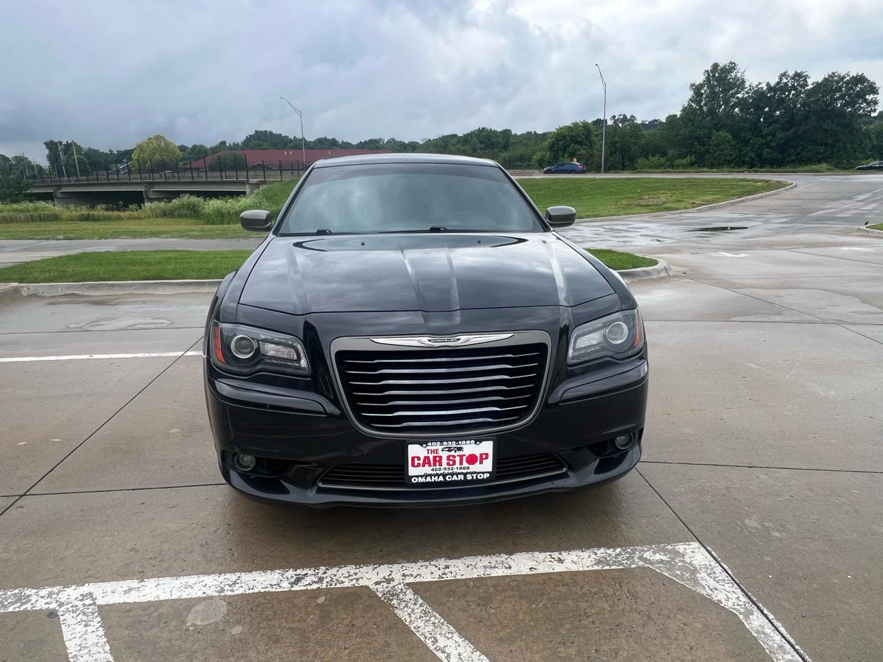 Chrysler 300 4dr Sdn 300C John Varvatos Limited Edition AWD 2014