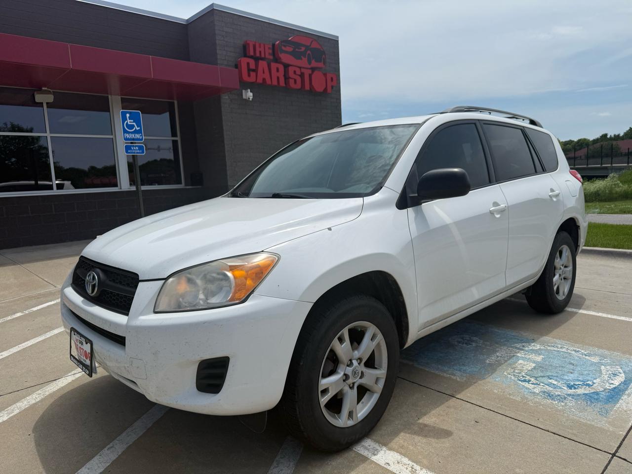 Toyota RAV4 4WD 4dr 4-cyl 4-Spd AT (Natl) 2011