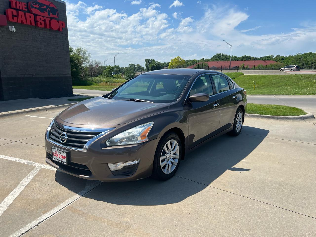 Nissan Altima 4dr Sdn I4 2.5 S 2014