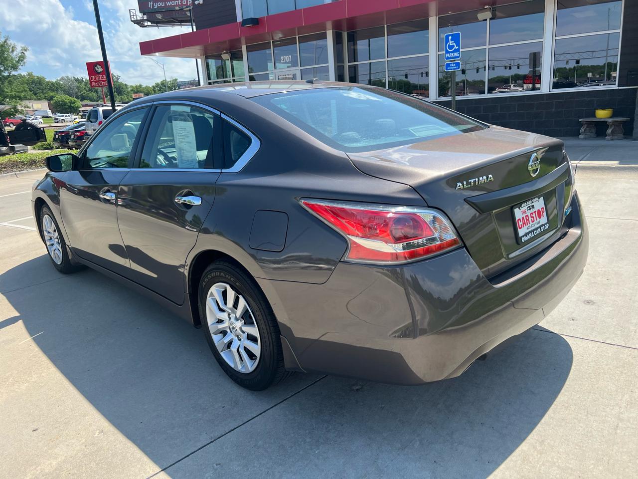 Nissan Altima 4dr Sdn I4 2.5 S 2014