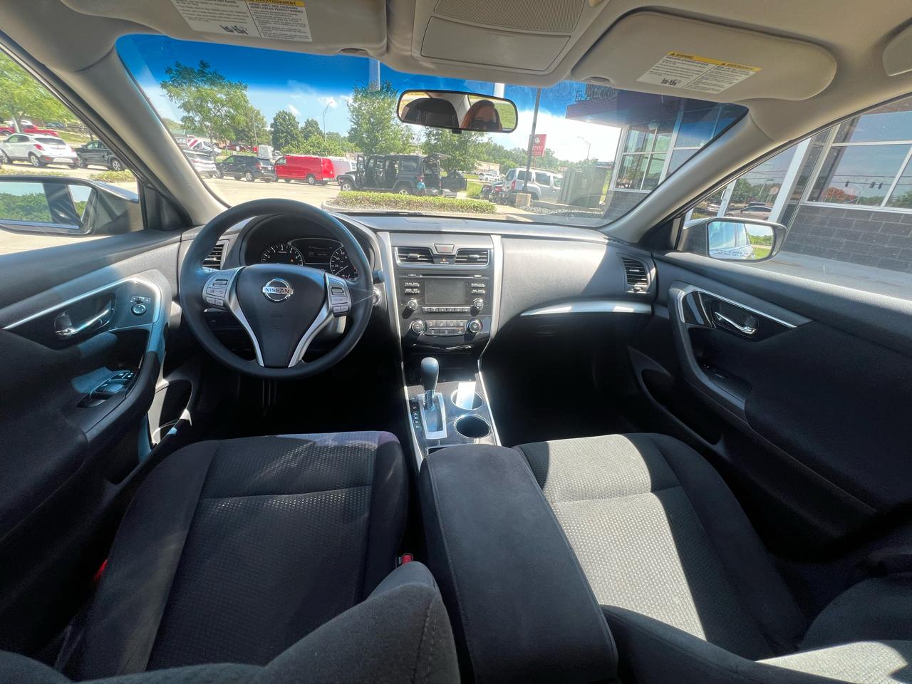 Nissan Altima 4dr Sdn I4 2.5 S 2014