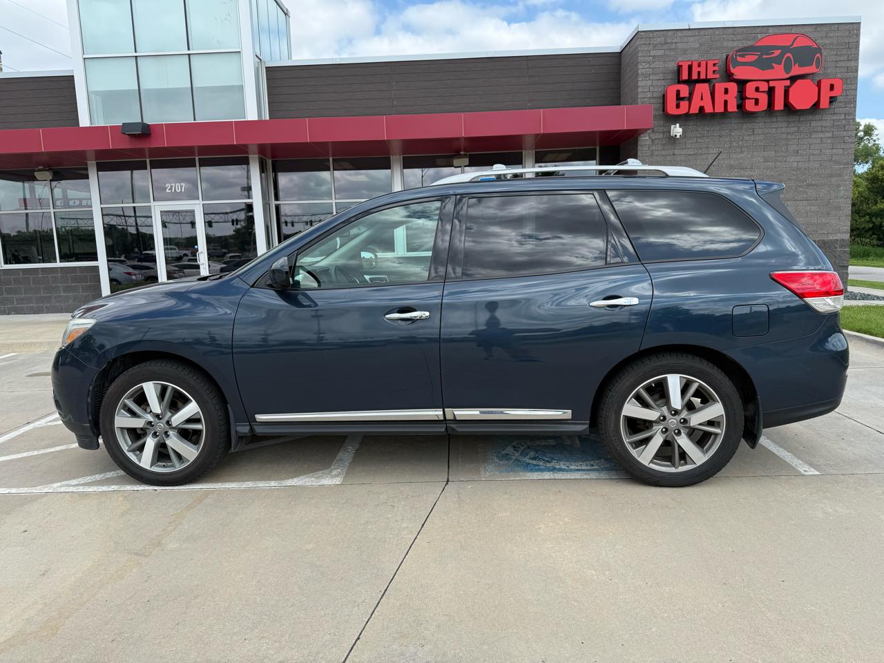 2015 Nissan Pathfinder 4WD 4dr Platinum