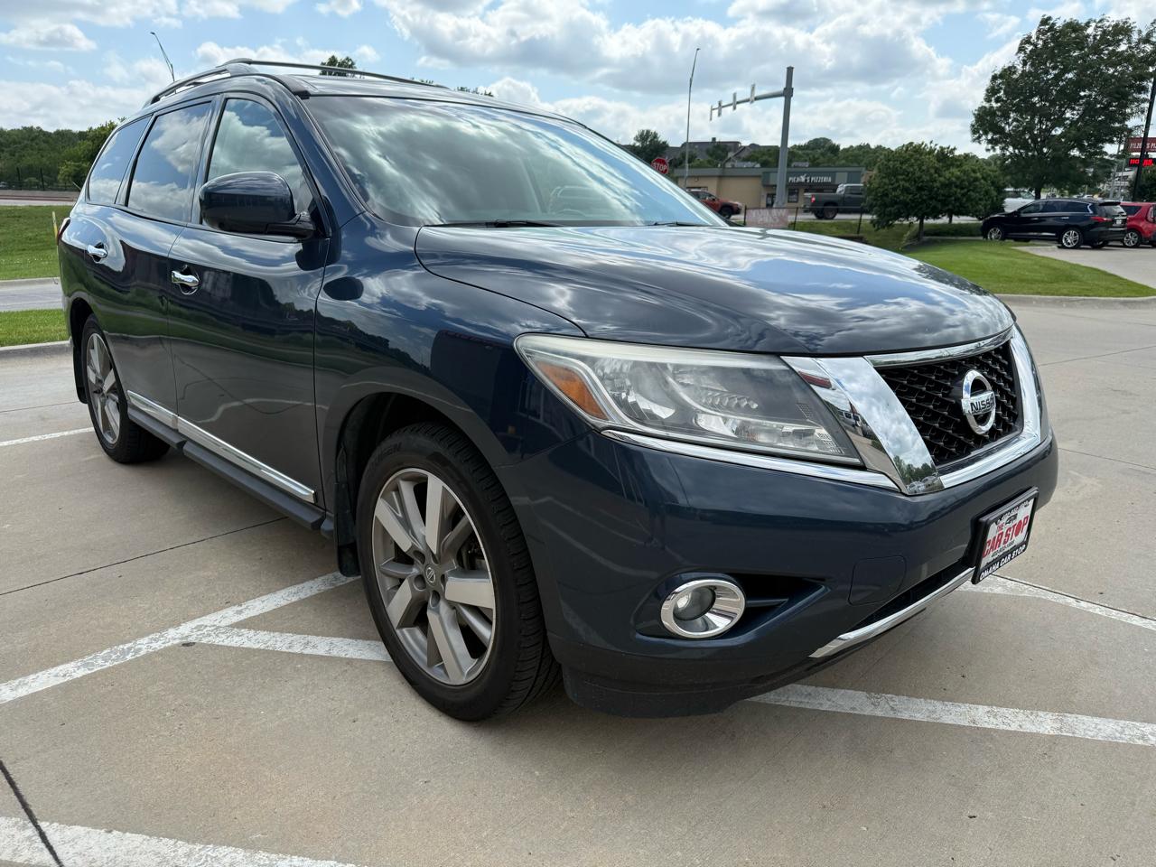 Nissan Pathfinder 4WD 4dr Platinum 2015
