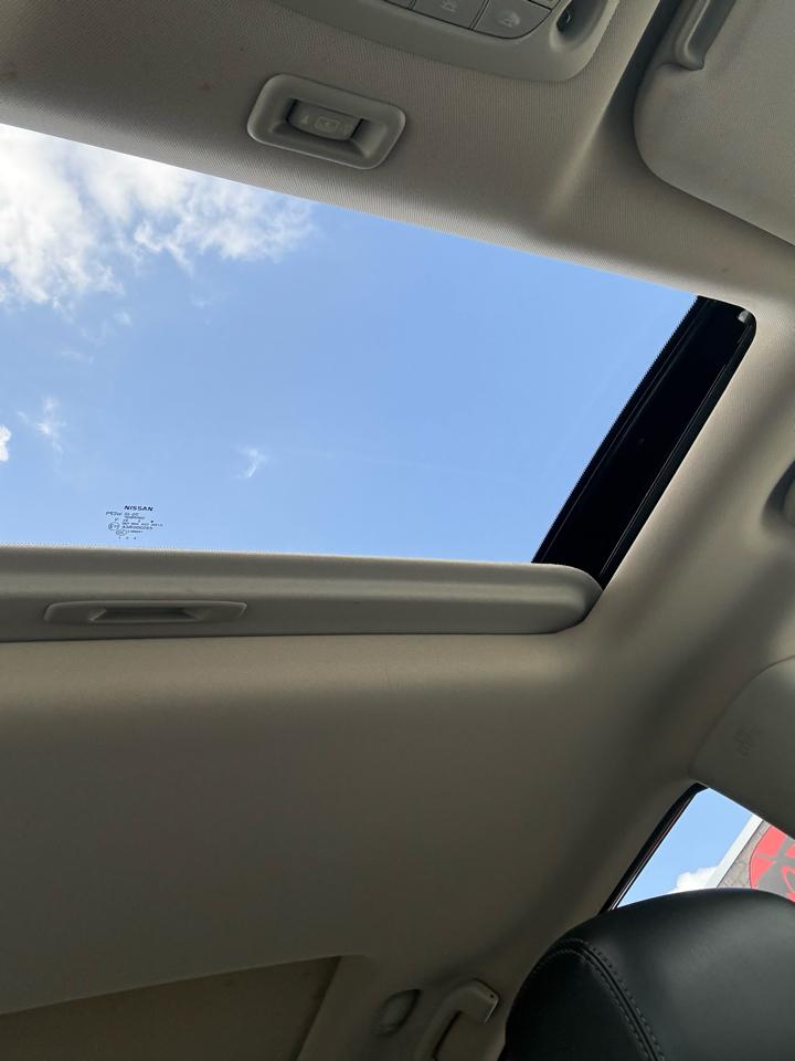 Nissan Pathfinder 4WD 4dr Platinum 2015