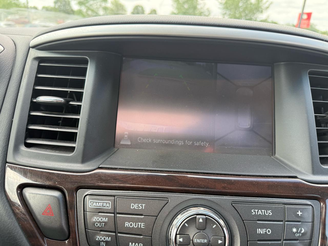 Nissan Pathfinder 4WD 4dr Platinum 2015
