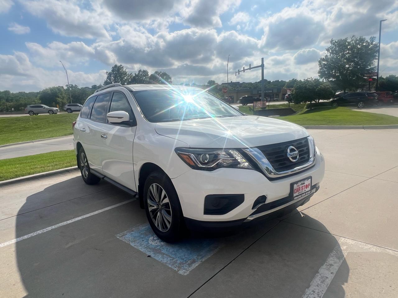 Nissan Pathfinder FWD S 2020