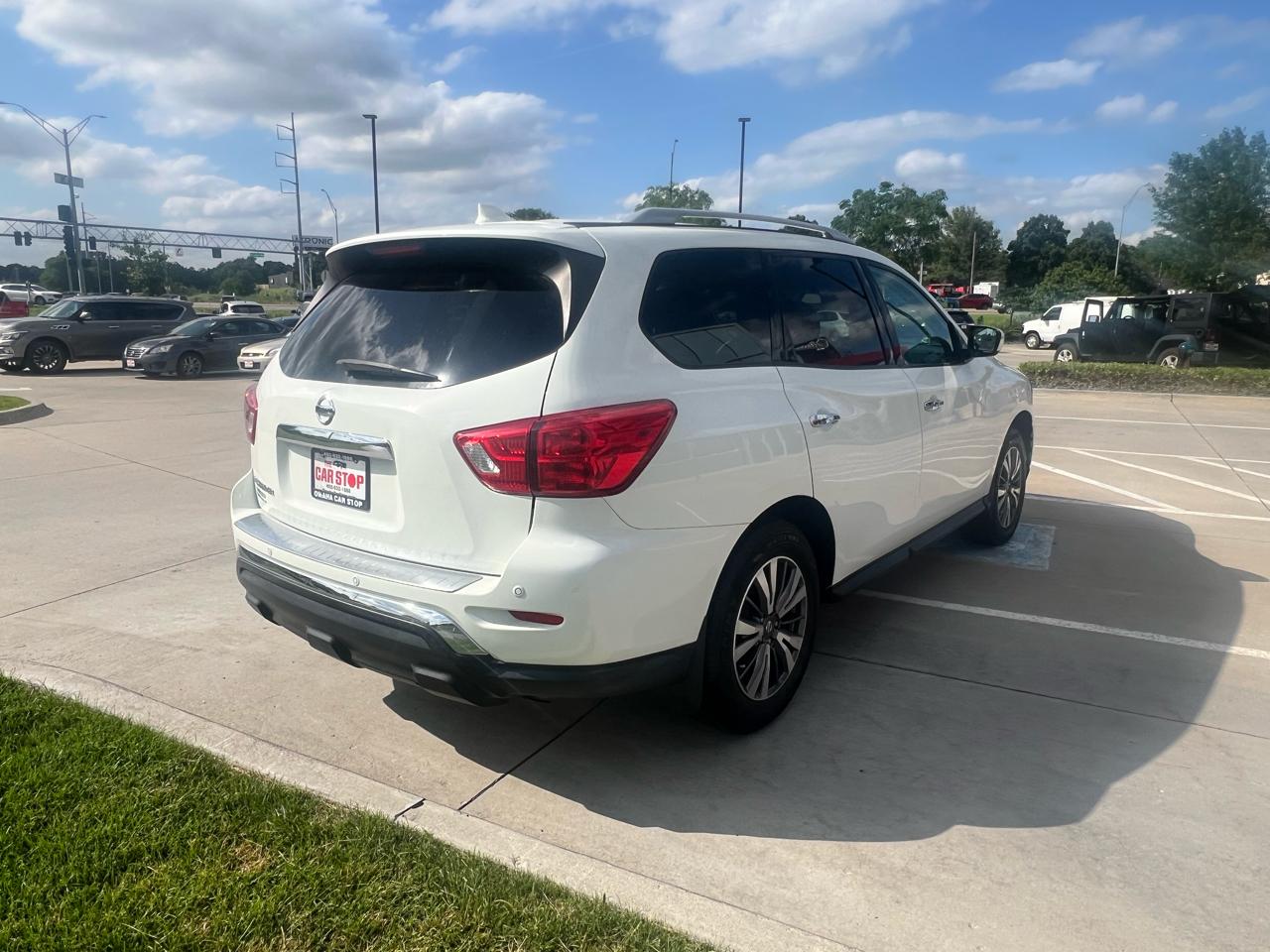 Nissan Pathfinder FWD S 2020