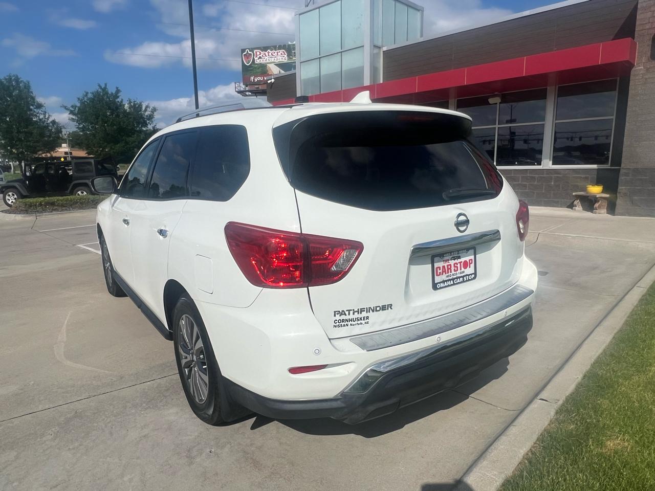 Nissan Pathfinder FWD S 2020