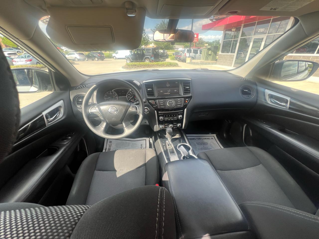 Nissan Pathfinder FWD S 2020