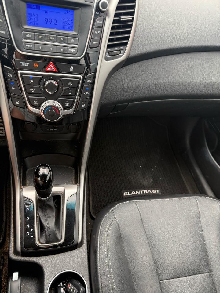 Hyundai Elantra GT 5dr HB Auto 2013