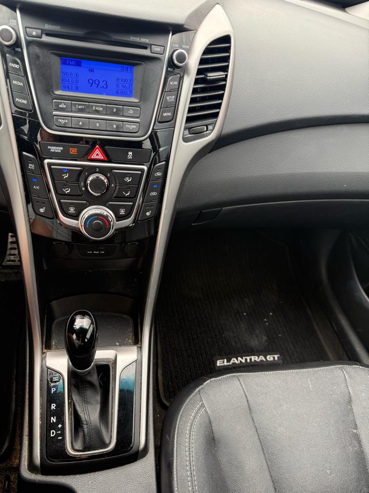 Hyundai Elantra GT 5dr HB Auto 2013