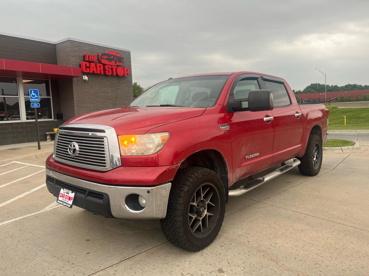 Toyota Tundra 4WD Truck CrewMax 5.7L V8 6-Spd AT LTD (Natl) 2011