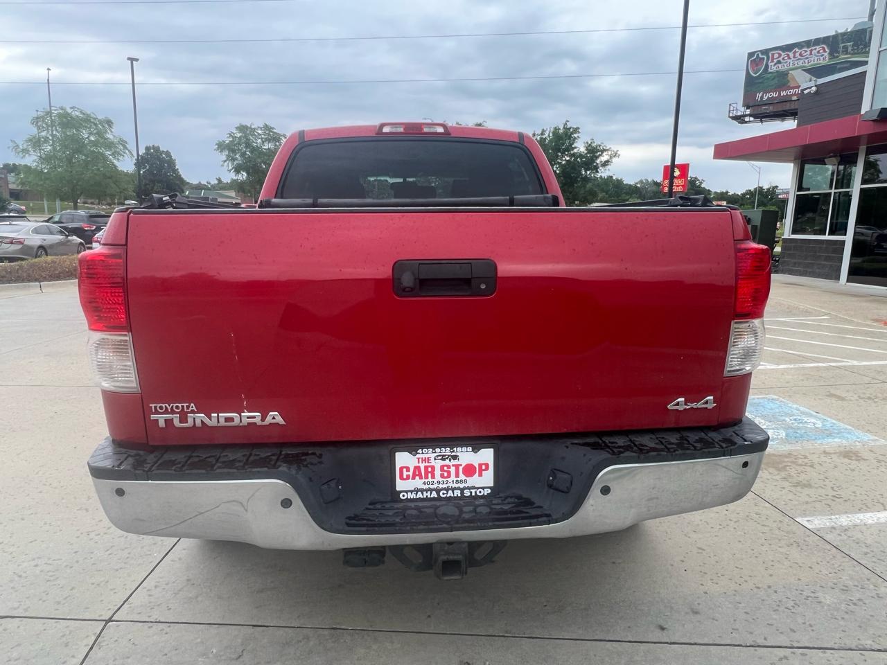 Toyota Tundra 4WD Truck CrewMax 5.7L V8 6-Spd AT LTD (Natl) 2011