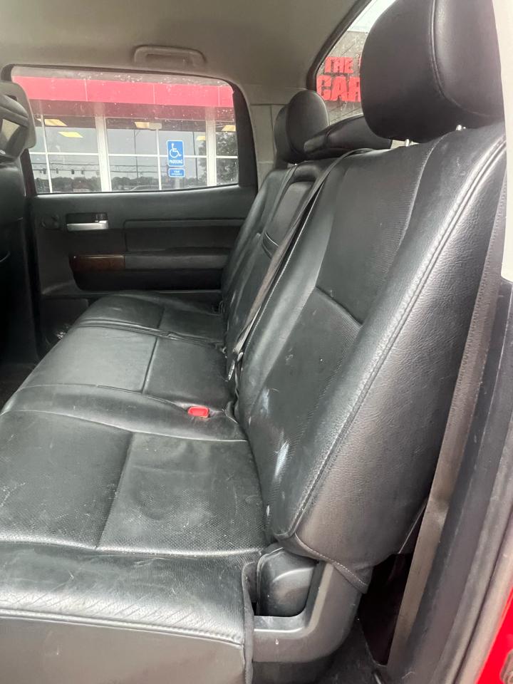 Toyota Tundra 4WD Truck CrewMax 5.7L V8 6-Spd AT LTD (Natl) 2011