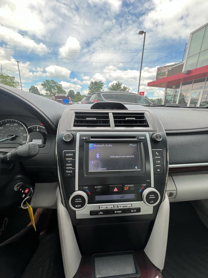 Toyota Camry 2014.5 4dr Sdn I4 Auto SE Sport (Natl) 2014