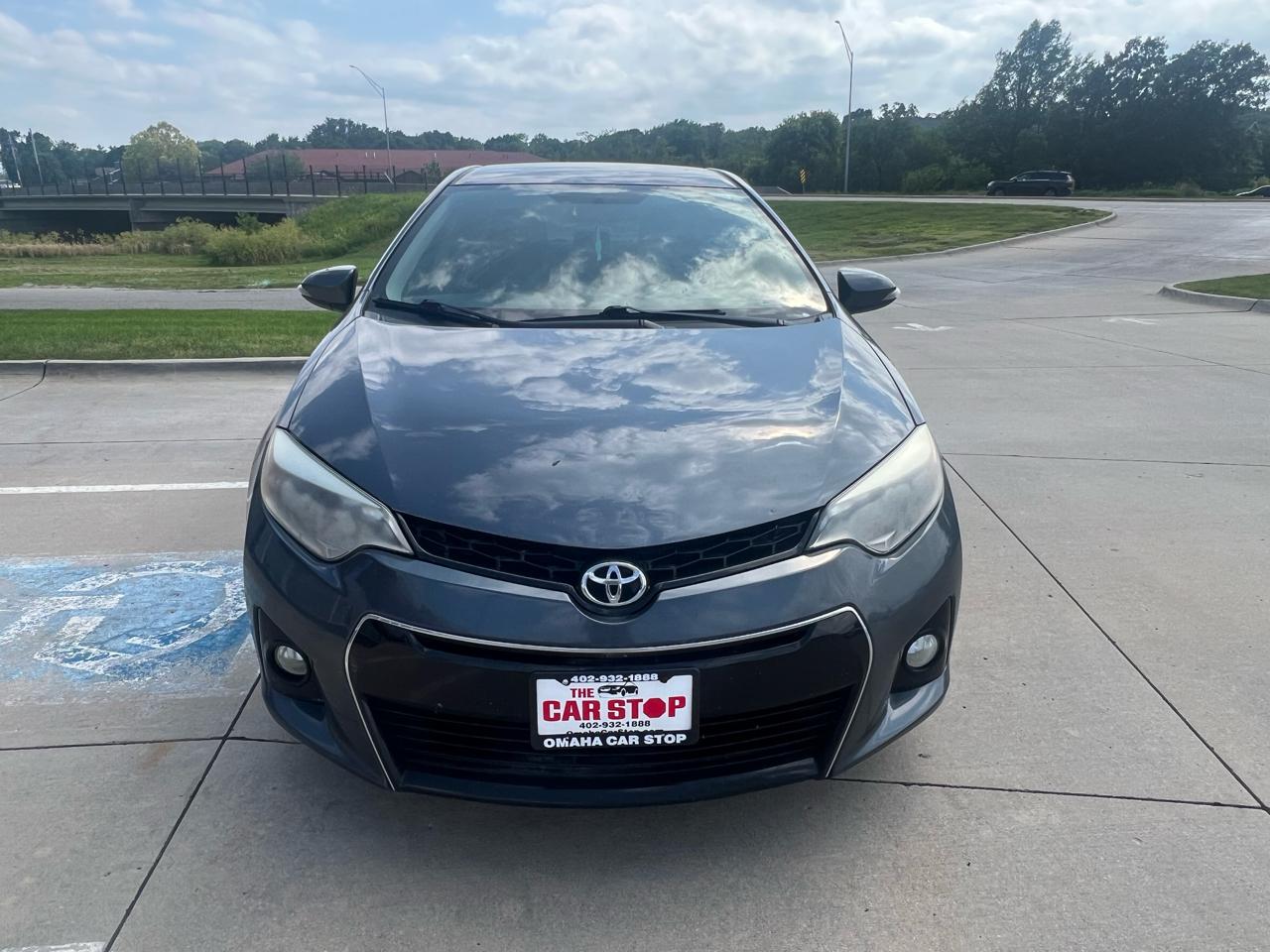 Toyota Corolla 4dr Sdn CVT LE Premium (Natl) 2015