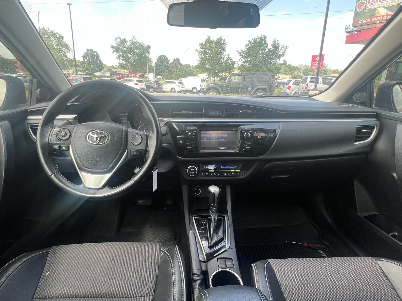 Toyota Corolla 4dr Sdn CVT LE Premium (Natl) 2015