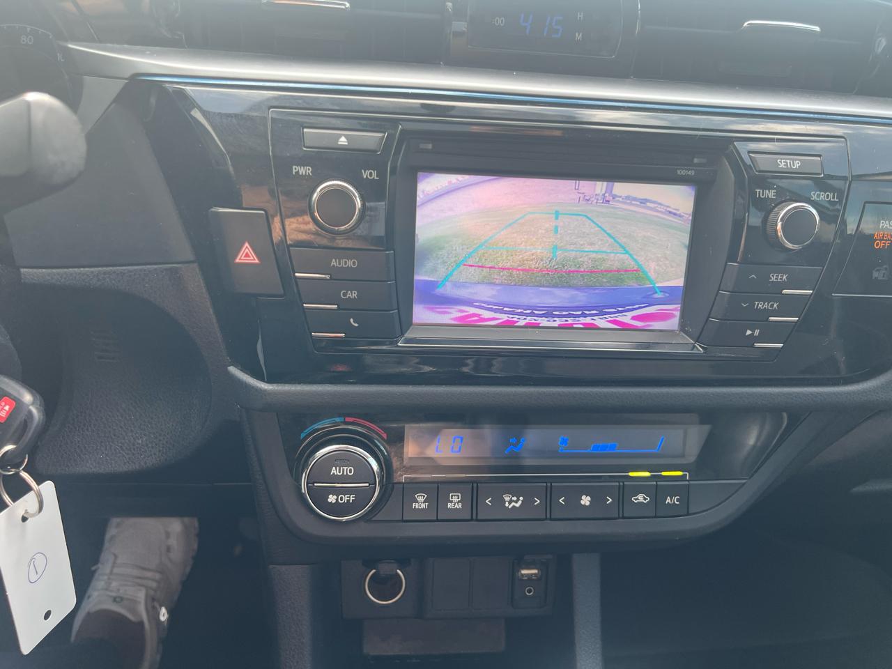 Toyota Corolla 4dr Sdn CVT LE Premium (Natl) 2015