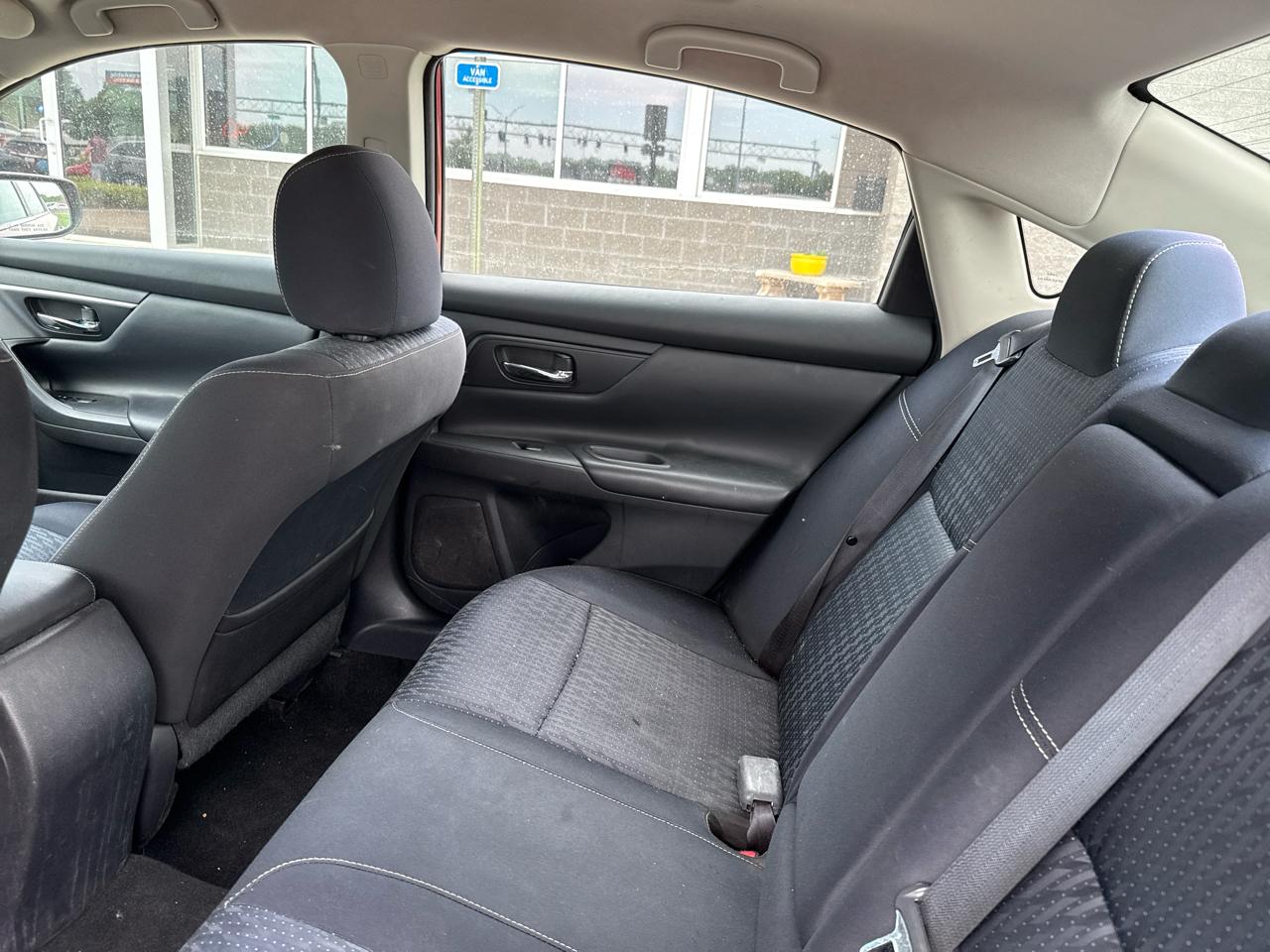 Nissan Altima 4dr Sdn I4 2.5 2016