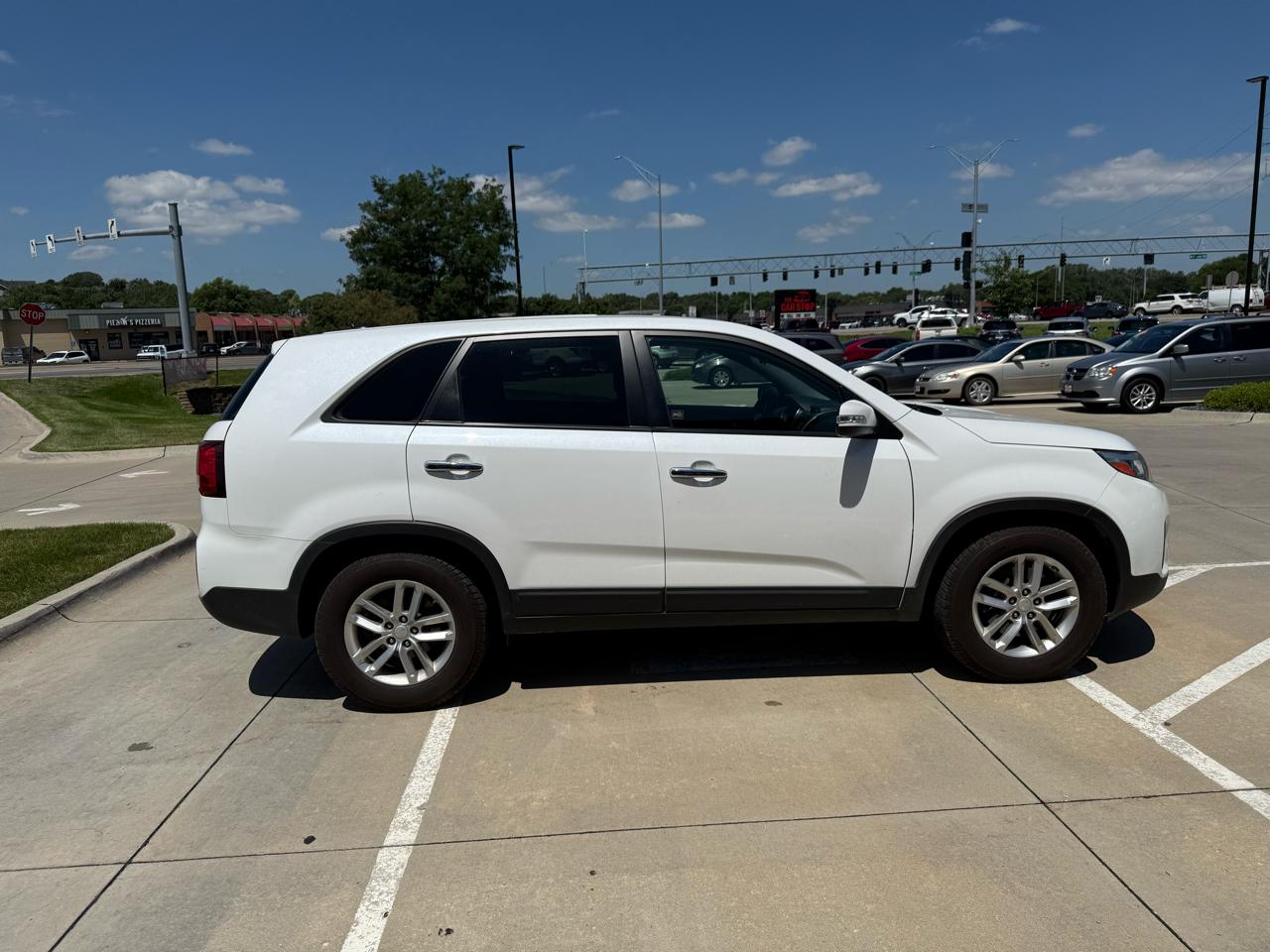 Kia Sorento 2WD 4dr I4 LX 2015