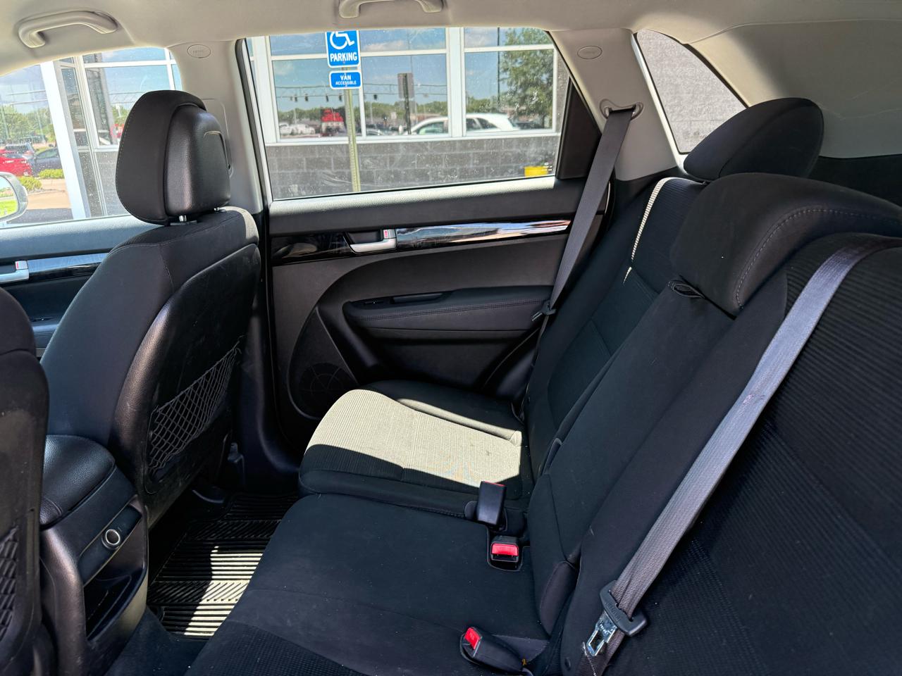 Kia Sorento 2WD 4dr I4 LX 2015