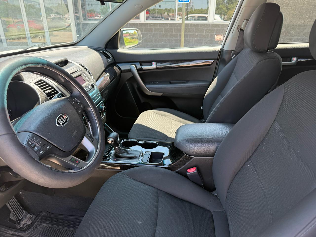 Kia Sorento 2WD 4dr I4 LX 2015
