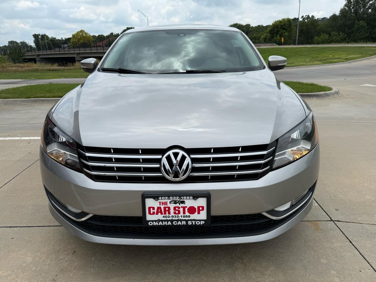 Volkswagen Passat 4dr Sdn 1.8T Auto SEL Premium 2014