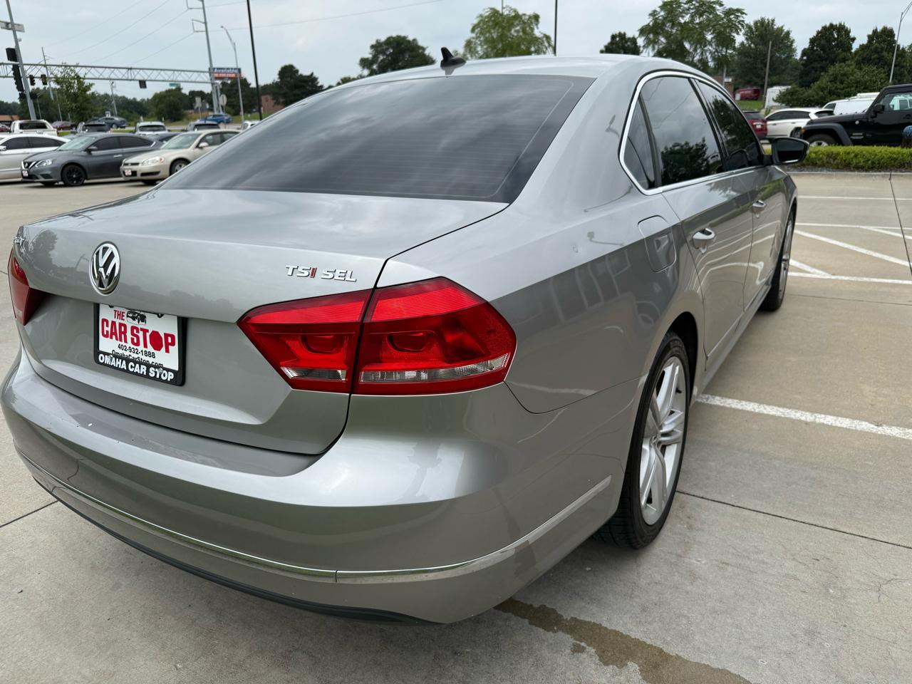 Volkswagen Passat 4dr Sdn 1.8T Auto SEL Premium 2014