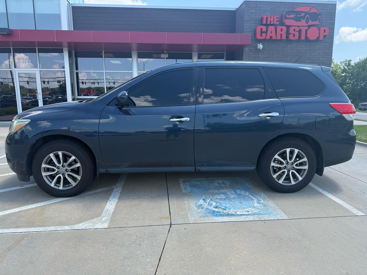 Nissan Pathfinder 4WD 4dr S 2014