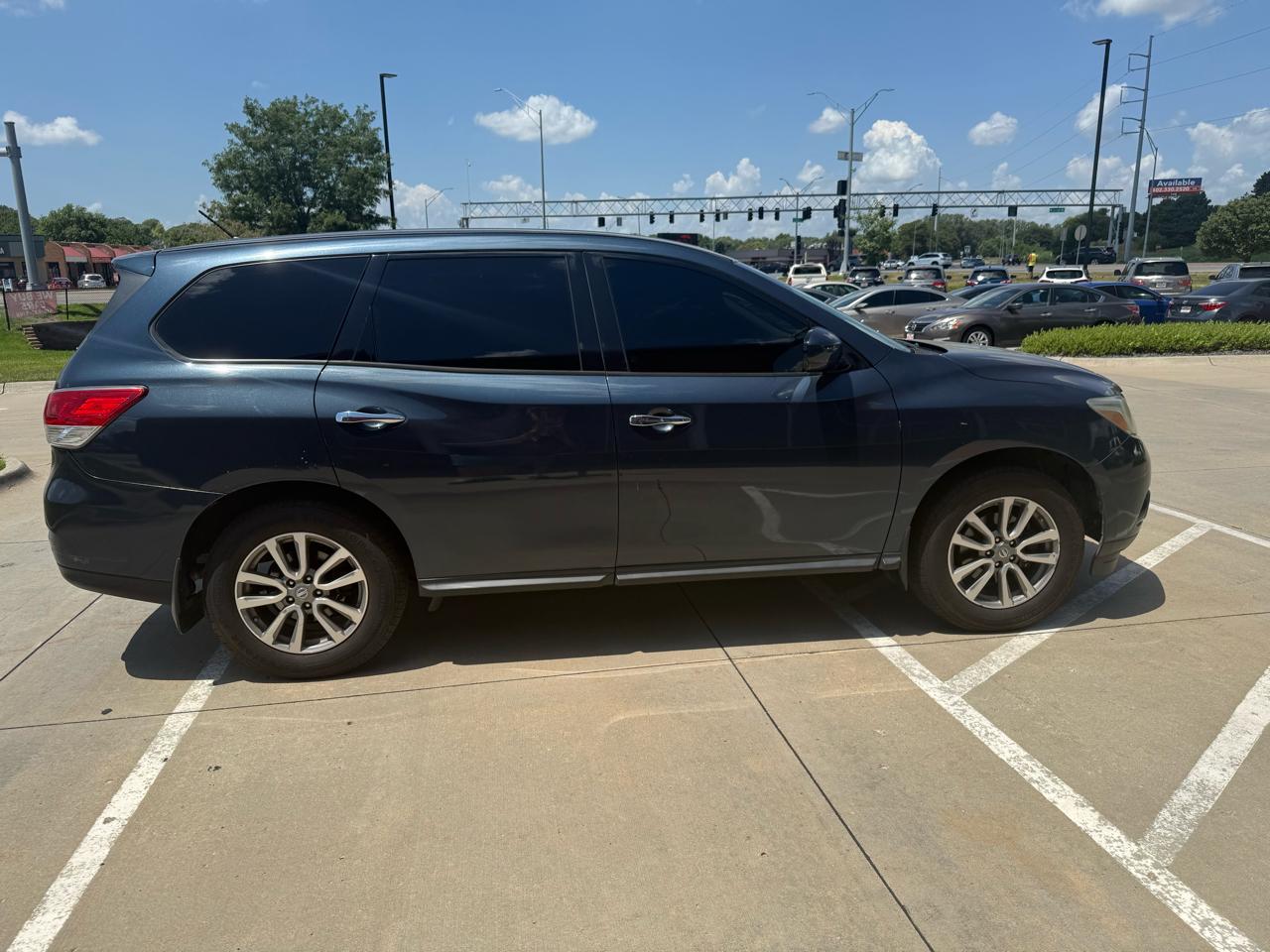 Nissan Pathfinder 4WD 4dr S 2014