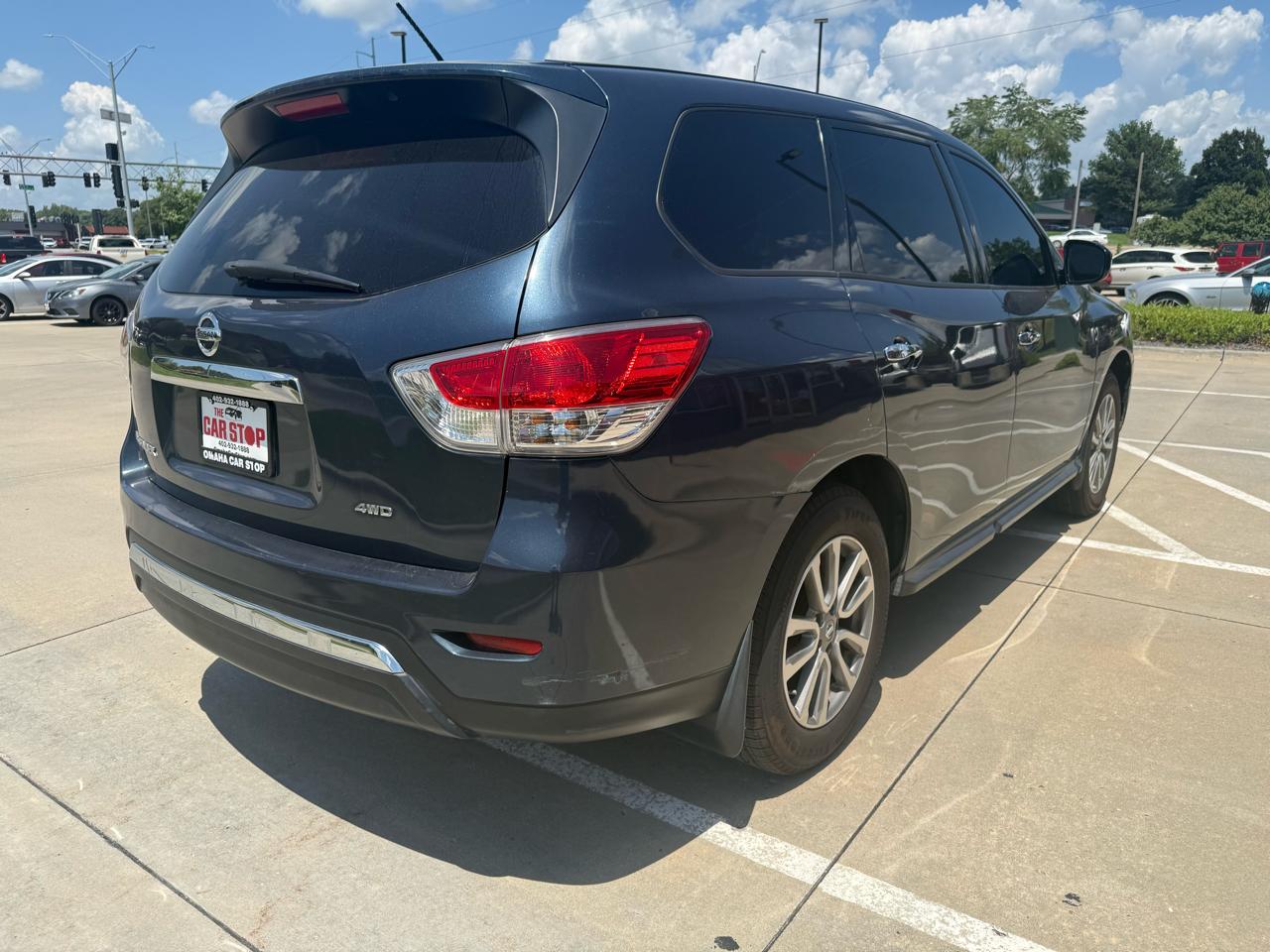 Nissan Pathfinder 4WD 4dr S 2014
