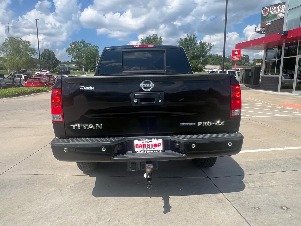 Nissan Titan 4WD Crew Cab SWB PRO-4X 2014