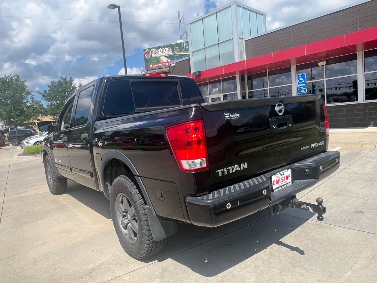 Nissan Titan 4WD Crew Cab SWB PRO-4X 2014