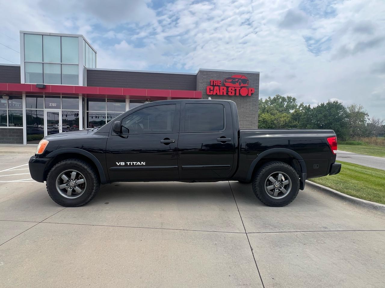2014 Nissan Titan 4WD Crew Cab SWB PRO-4X