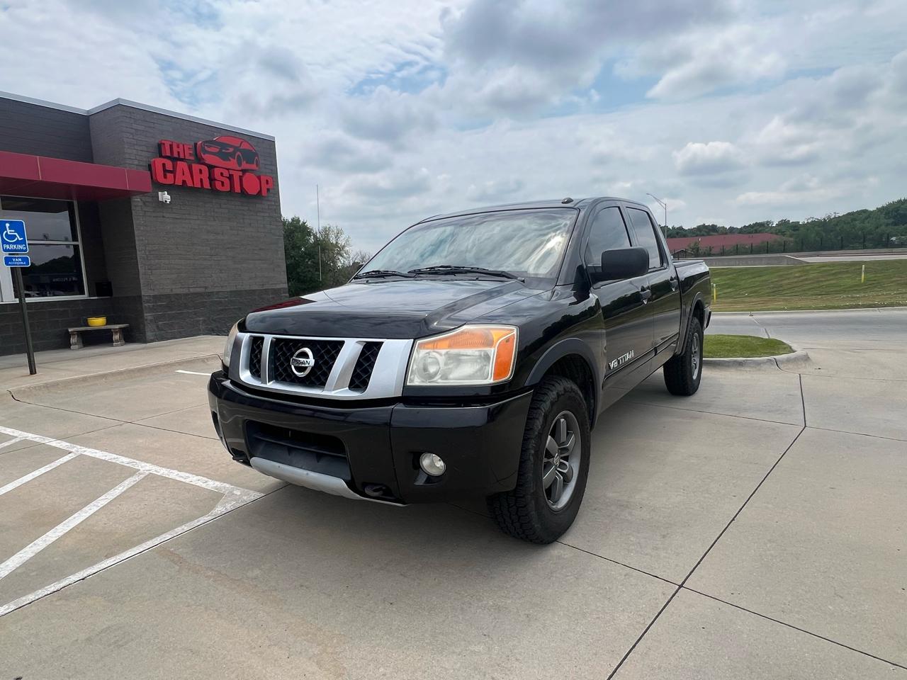 Nissan Titan 4WD Crew Cab SWB PRO-4X 2014