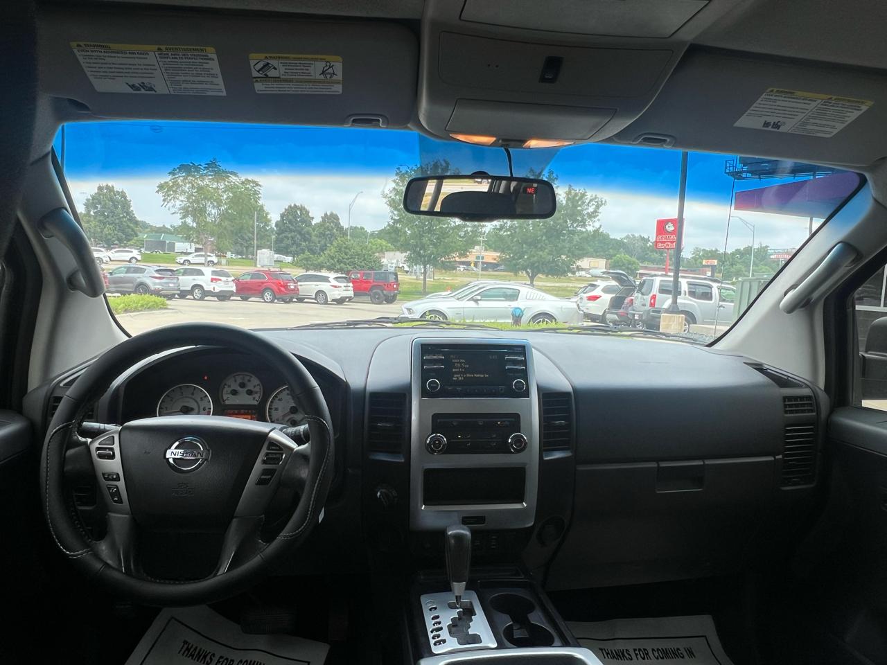 Nissan Titan 4WD Crew Cab SWB PRO-4X 2014