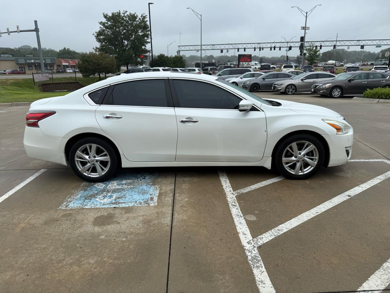 Nissan Altima 4dr Sdn I4 2.5 SL 2015