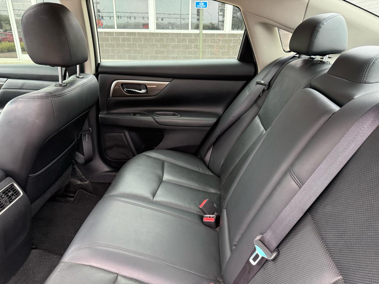 Nissan Altima 4dr Sdn I4 2.5 SL 2015