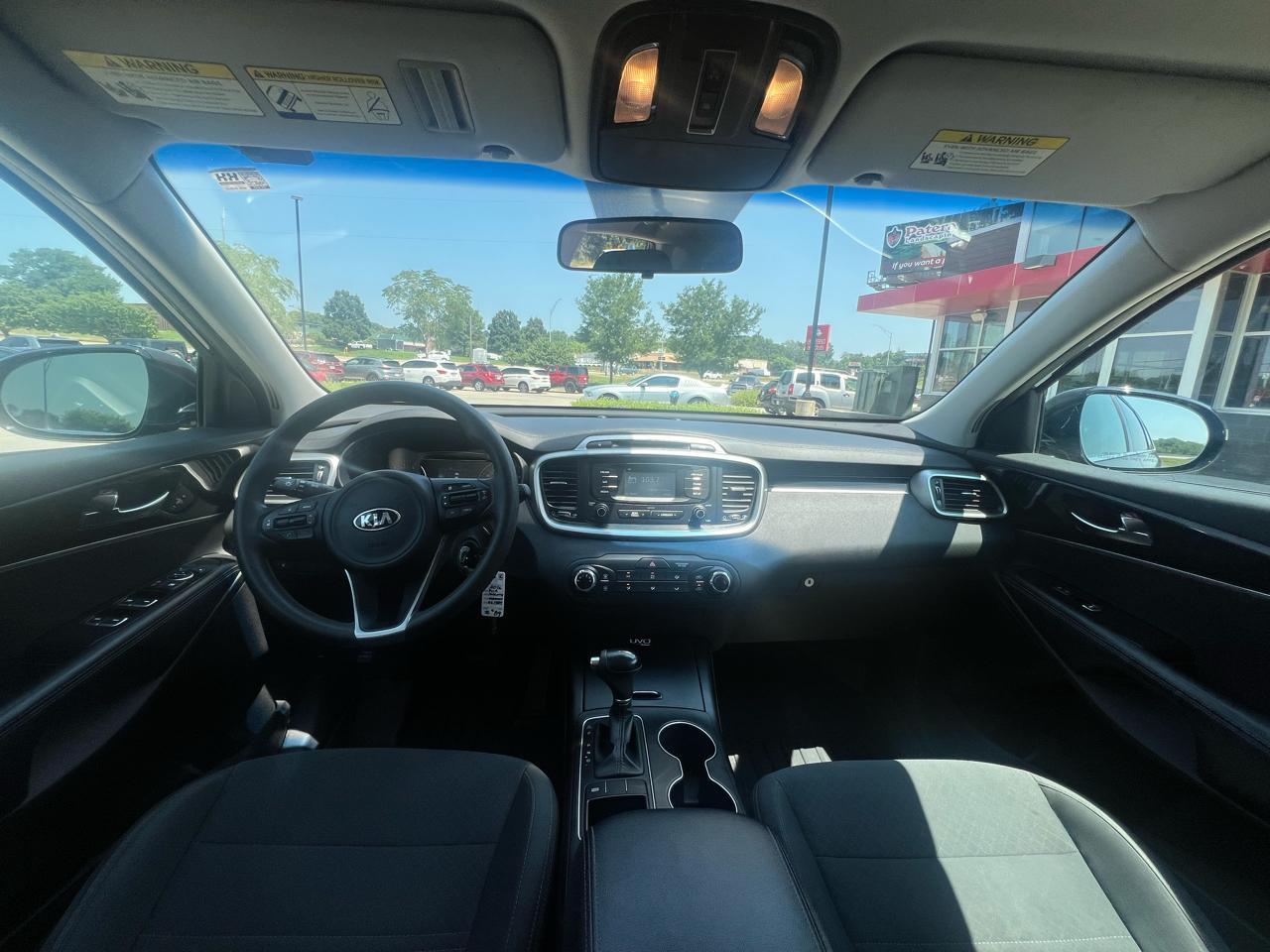 Kia Sorento FWD 4dr 2.4L LX 2016