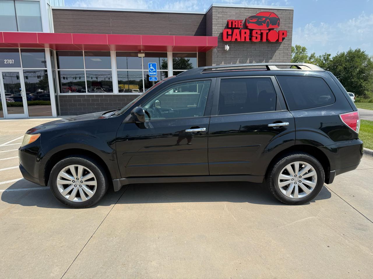 Subaru Forester 4dr Auto 2.5X Premium 2012