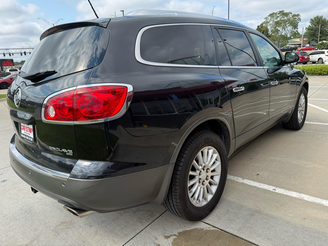 Buick Enclave AWD 4dr Leather 2012