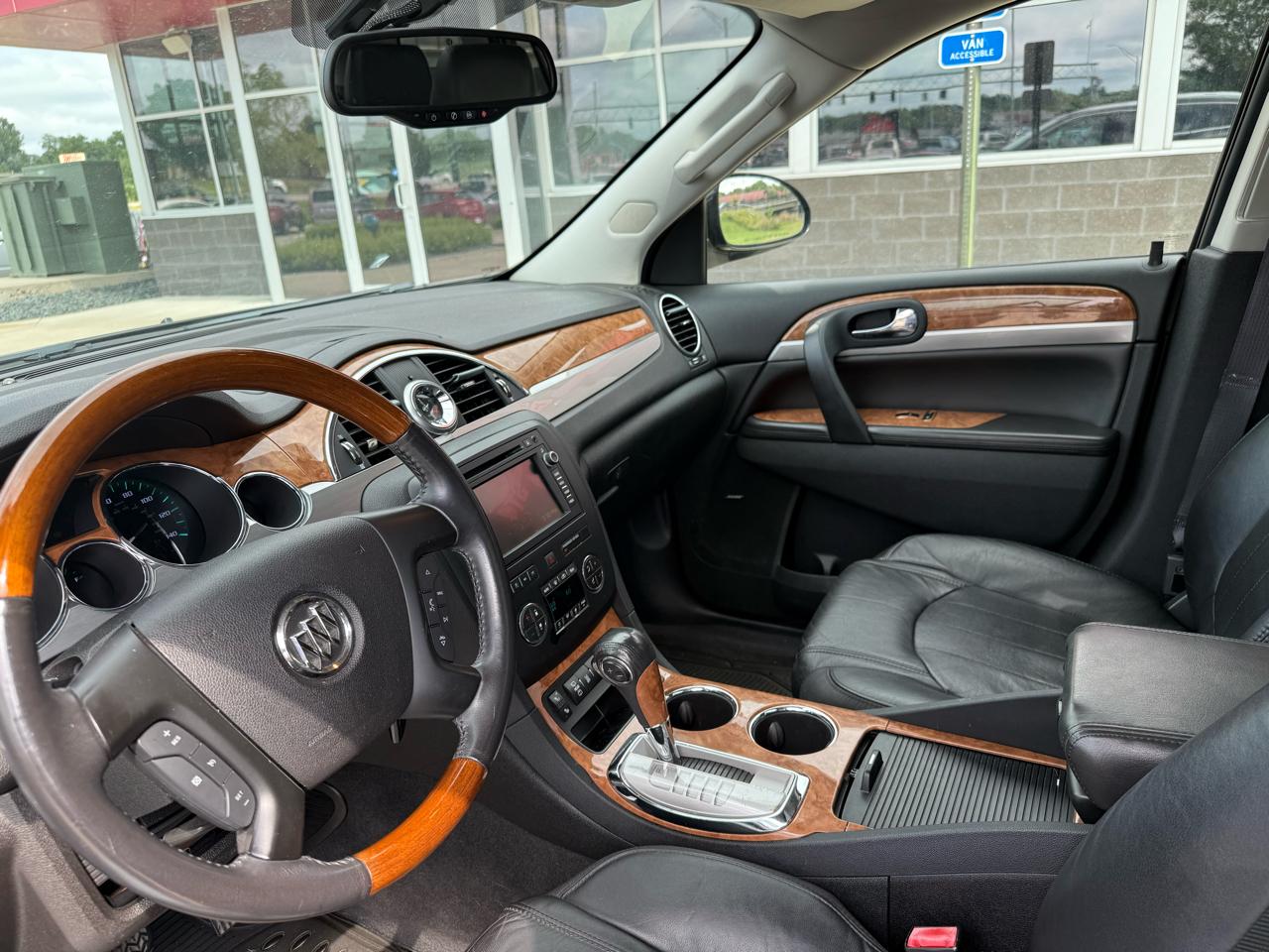 Buick Enclave AWD 4dr Leather 2012