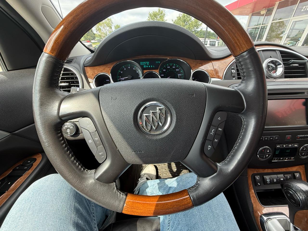 Buick Enclave AWD 4dr Leather 2012