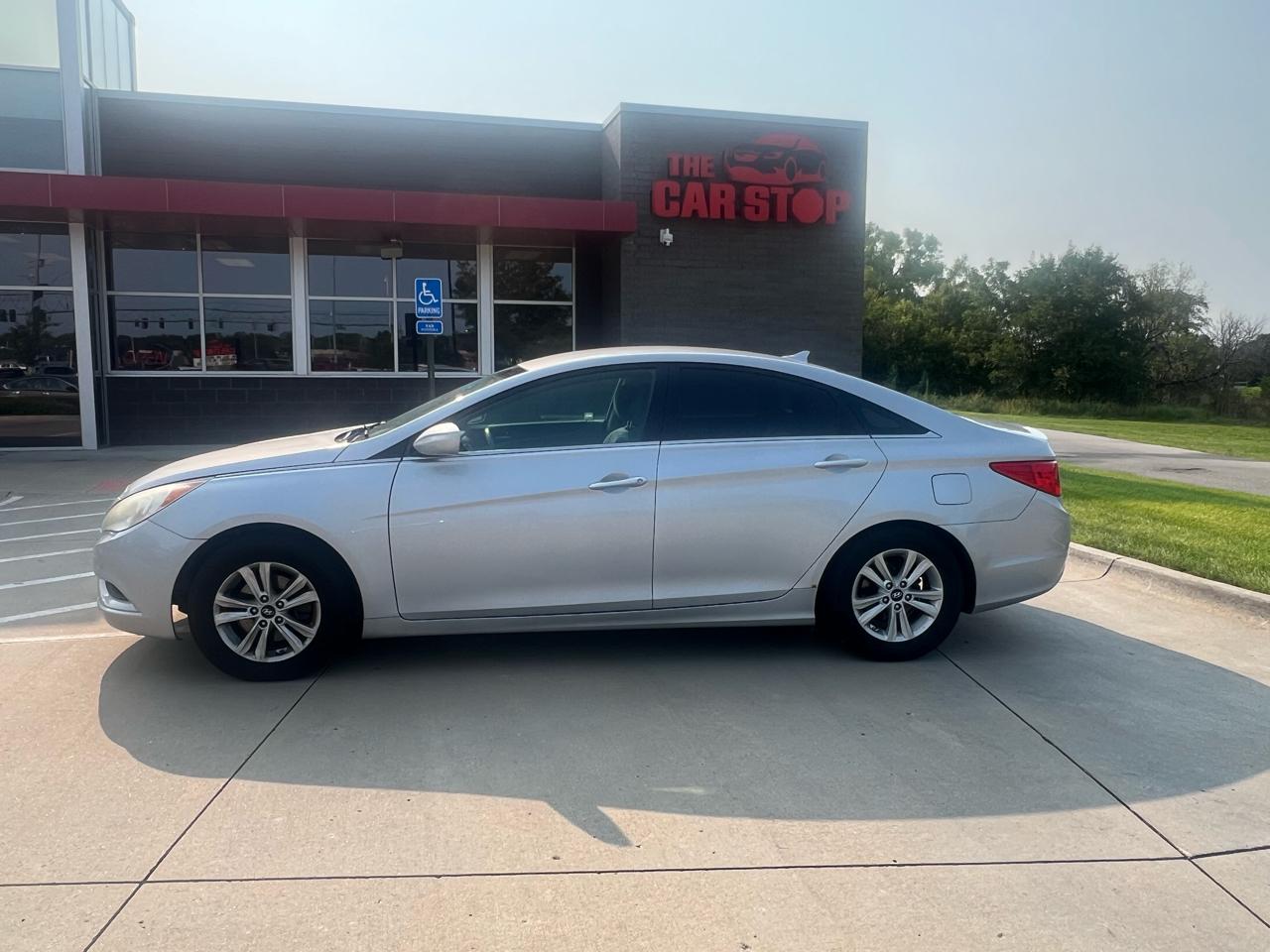 2011 Hyundai Sonata 4dr Sdn 2.4L Auto GLS