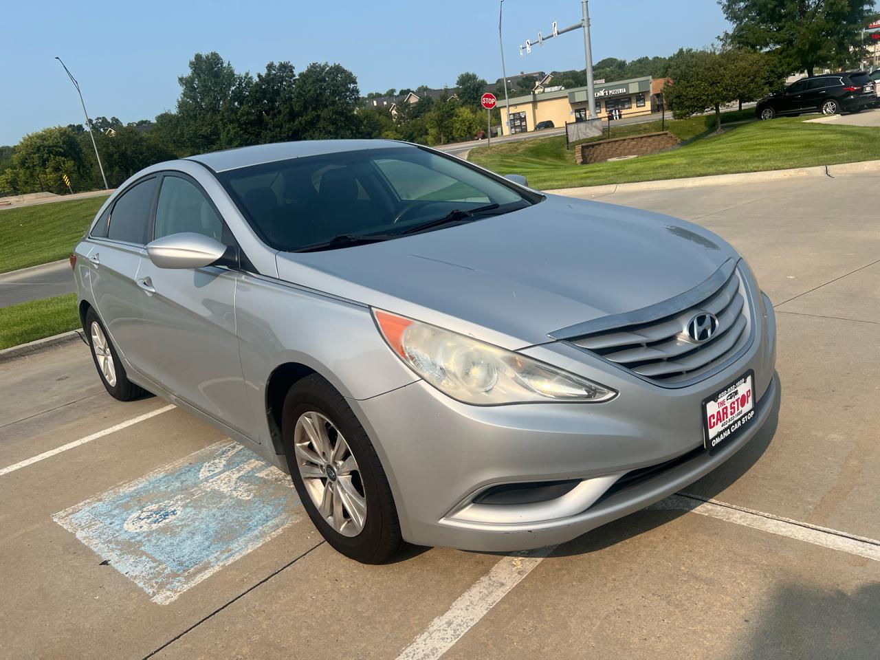 Hyundai Sonata 4dr Sdn 2.4L Auto GLS 2011