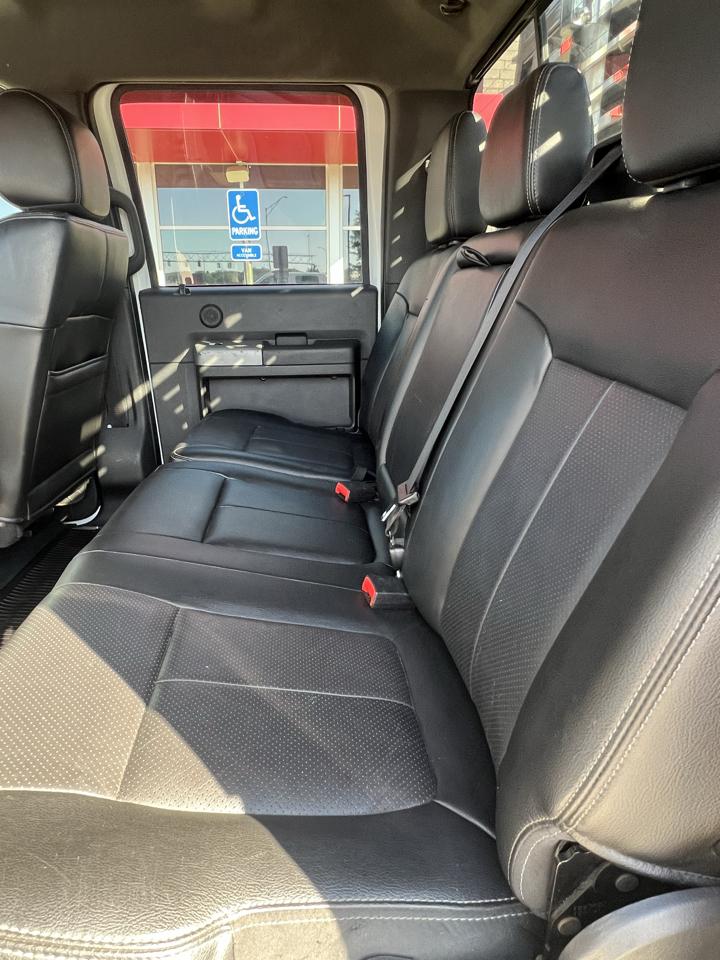 Ford Super Duty F-350 SRW 4WD Crew Cab 176" WB 60" CA Lariat 2015