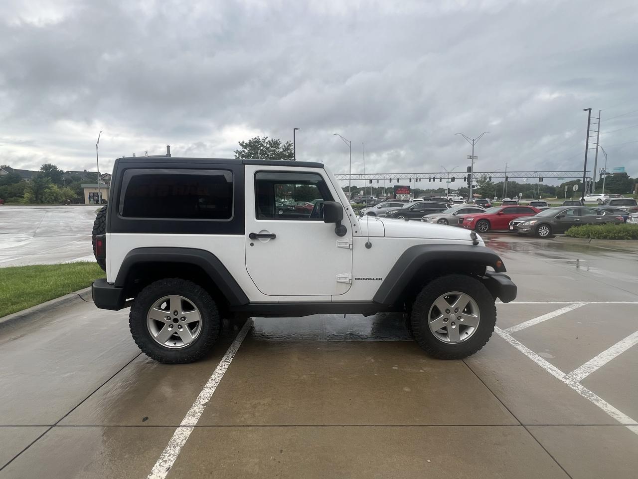 Jeep Wrangler 4WD 2dr Rubicon 2011