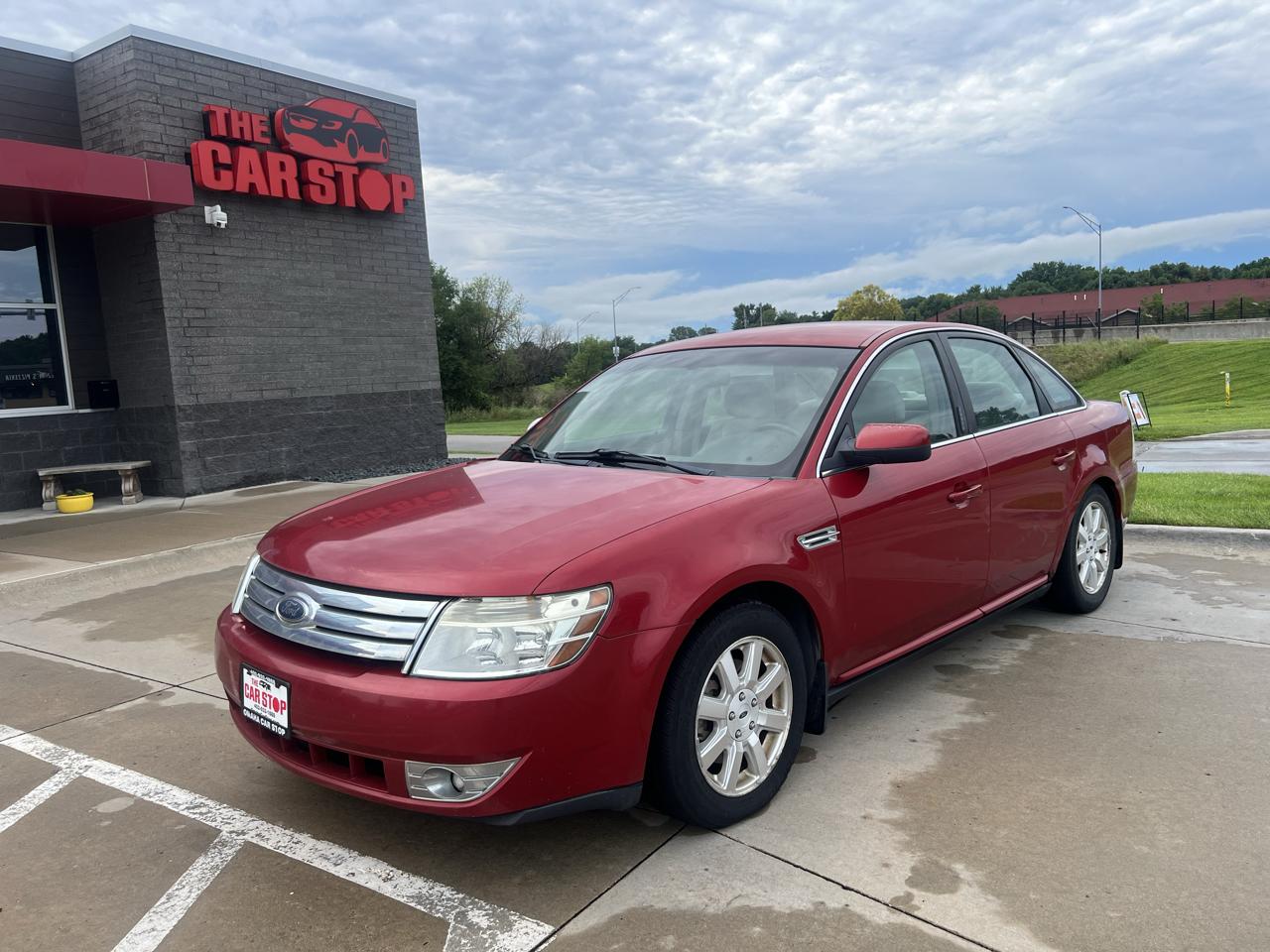 Ford Taurus 4dr Sdn SE FWD 2009